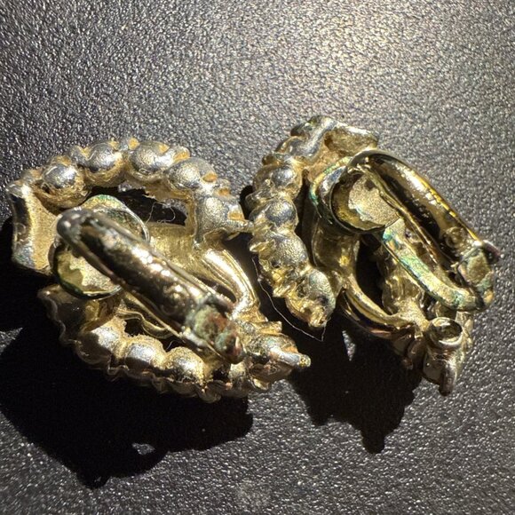 Unbranded Red Rhinestone Earrings Silver Textured Metal Vintage Clip On - Picture 14 of 14